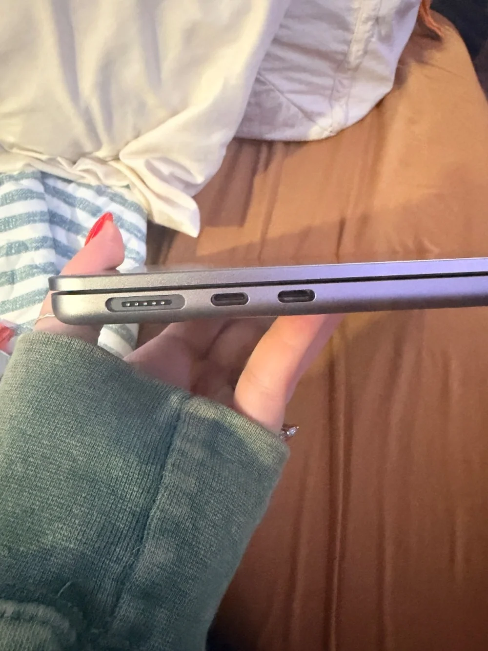 MacBook Air 13 inch M3 2024